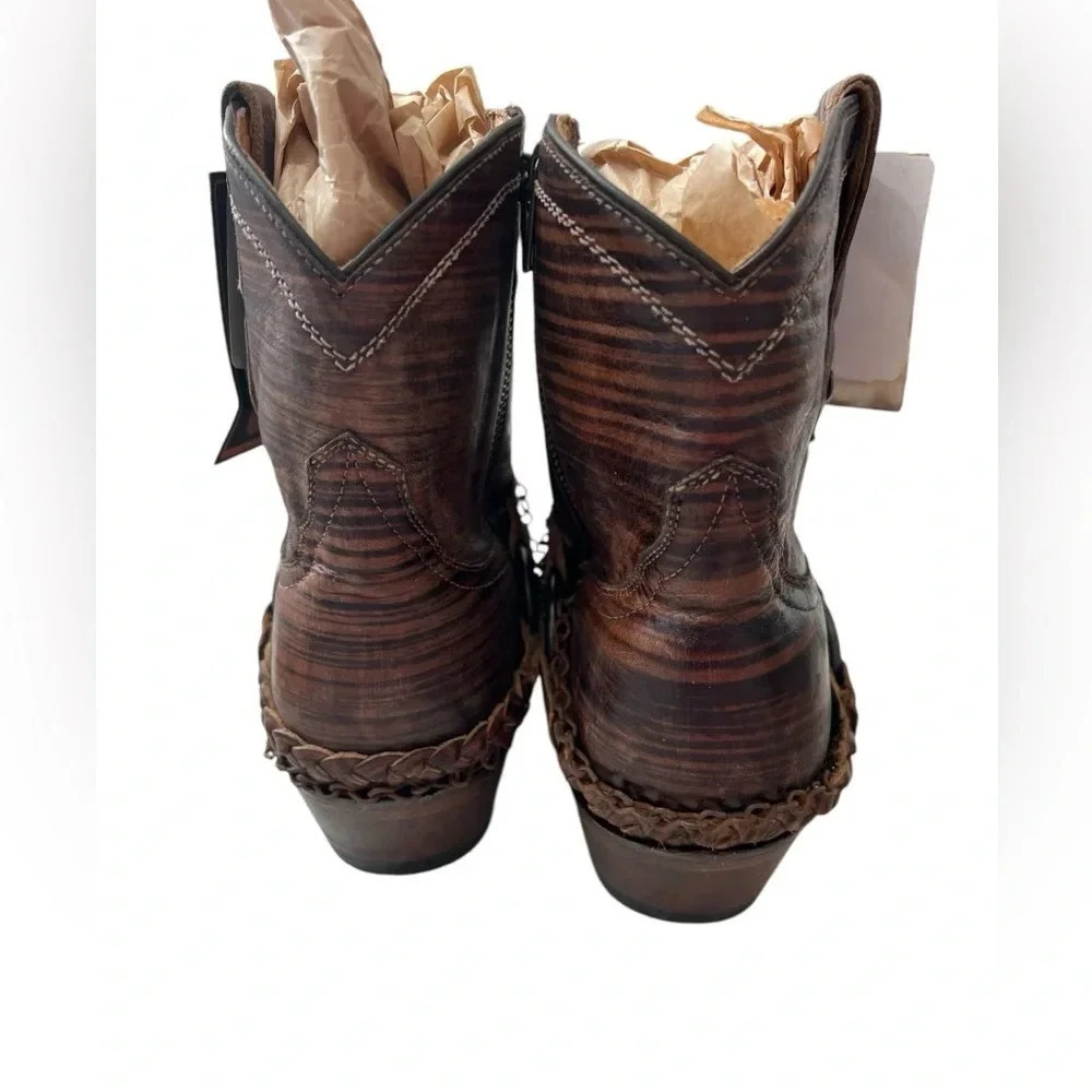 NWT Roper Selah Handcrafted Brown Ankle Boots - Picture 5 of 7